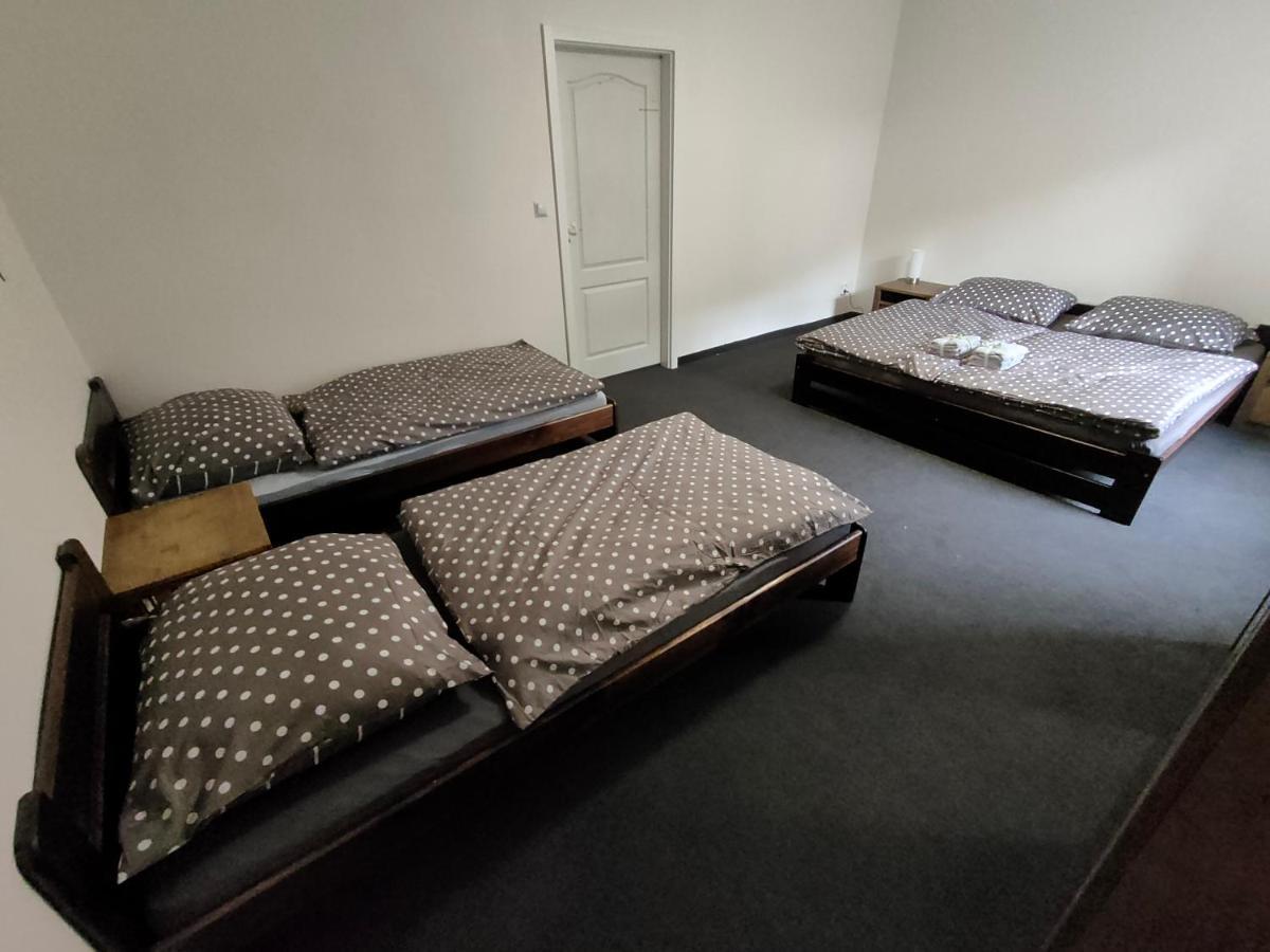 Apartmany Na Ceste Десна Экстерьер фото