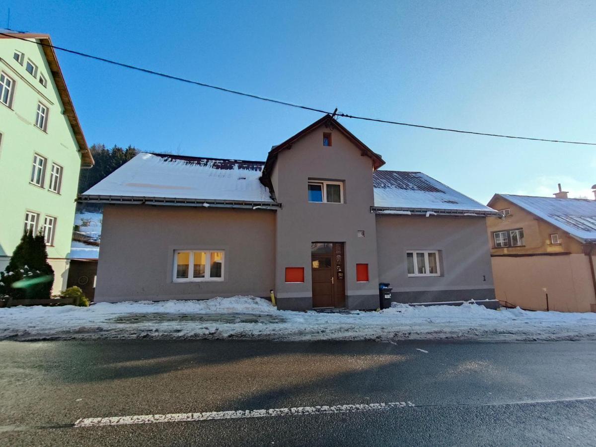 Apartmany Na Ceste Десна Экстерьер фото
